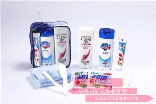 方袋pvc清揚(yáng)洗漱用品套裝
