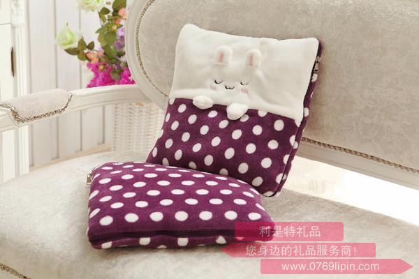 可愛瞇眼兔（紫色）卡通休閑抱毯 SS-MY44001