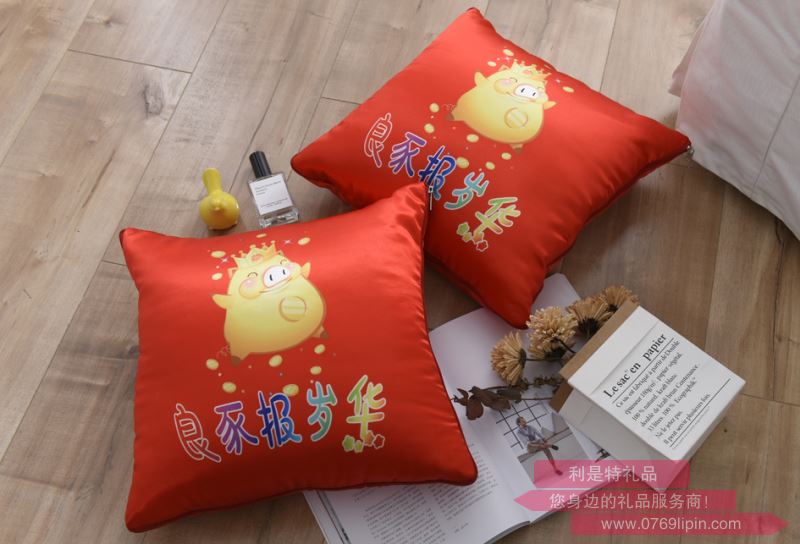 良豕報歲華抱枕被 SS-ZN44008