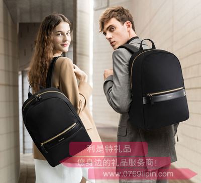 TS5*09003 雙肩包--黑色