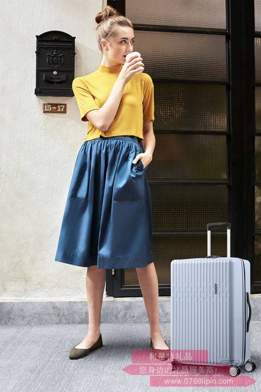 TY9*71001 美旅四輪拉桿箱57/20-淡藍(lán)色