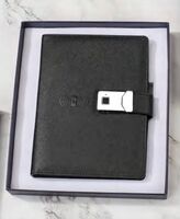 A5指紋鎖內(nèi)置12000mAh無 線臺燈電源本