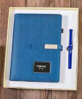 A5方形皮扣內(nèi)置10000mAh 無(wú)線透光本(配連邦簽字筆)