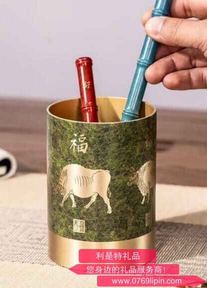 朱炳仁銅五牛筆筒(新款)