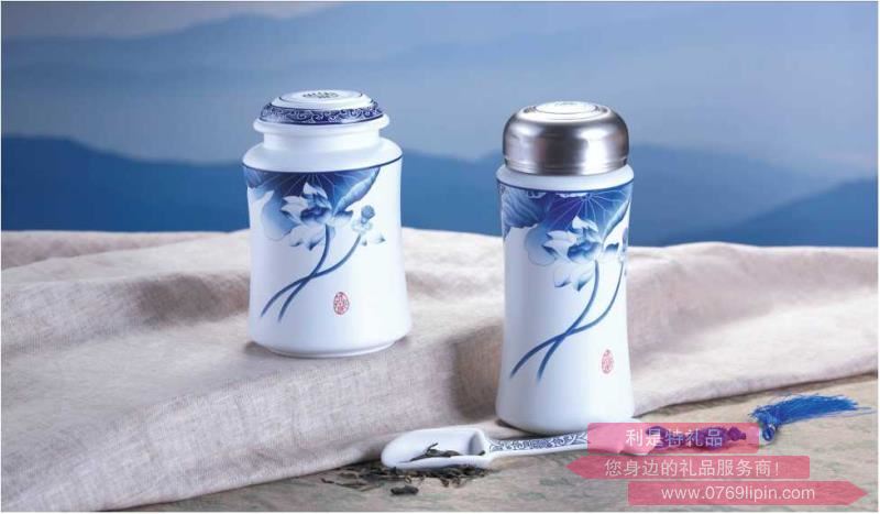 青花啞光保溫杯茶葉罐三件套YHY-YH002A.jpg 青花啞光保溫杯茶葉罐三件套YHY-YH002A.jpg