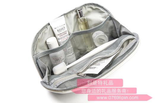 風(fēng)吟輕巧洗漱包CW0101.jpg 風(fēng)吟輕巧洗漱包CW0101.jpg