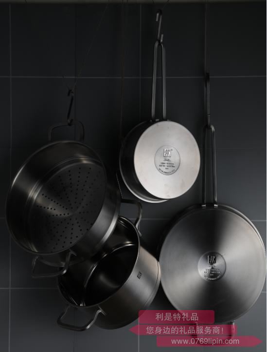 Zwilling Moment 16cm單柄燉鍋.jpg Zwilling Moment 16cm單柄燉鍋.jpg