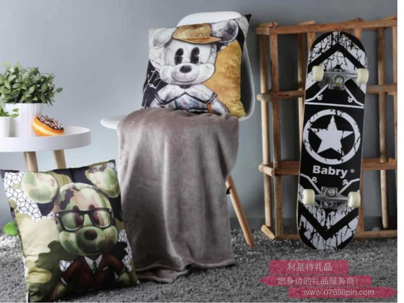 米奇炫仔抱枕DSM-KG181.jpg 米奇炫仔抱枕DSM-KG181.jpg