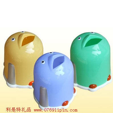 企鵝紙巾筒