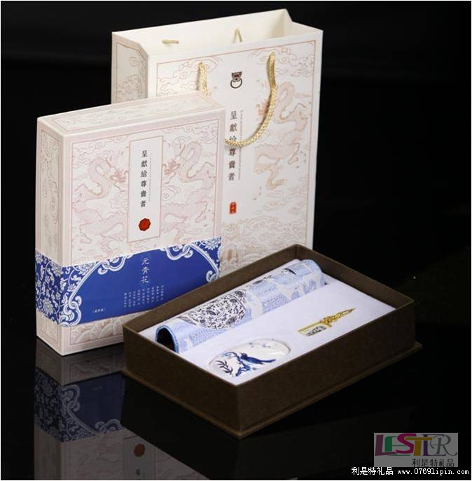 元青花三件套