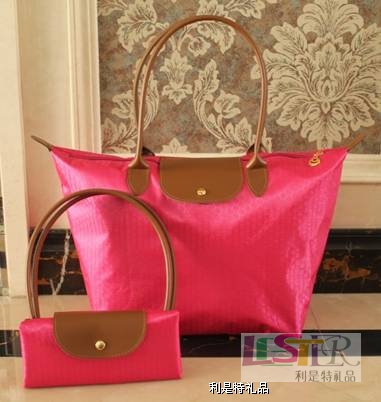 可印LOGO餃子包
